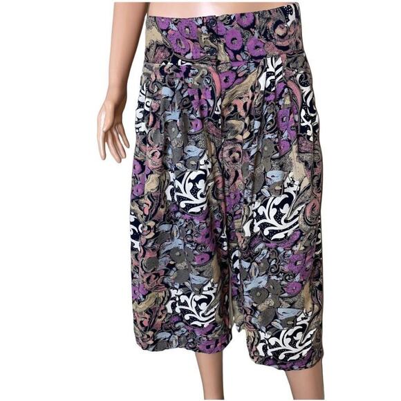 Way to Go brand chino shorts floral paisley print knee length dress gaucho pants - Picture 2 of 10